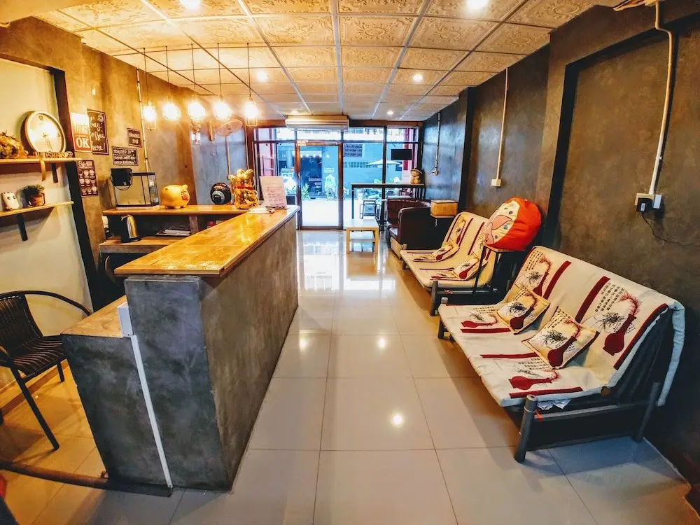Бангкок: Zuzu Hostel