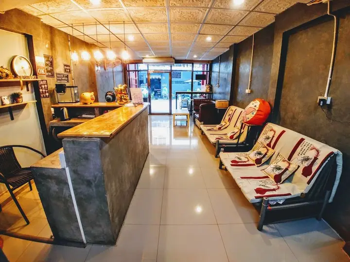 Бангкок: Zuzu Hostel