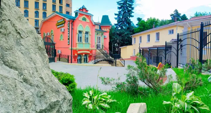 Кисловодск: Гостевой дом Первый Доходный Дом Корпус Е