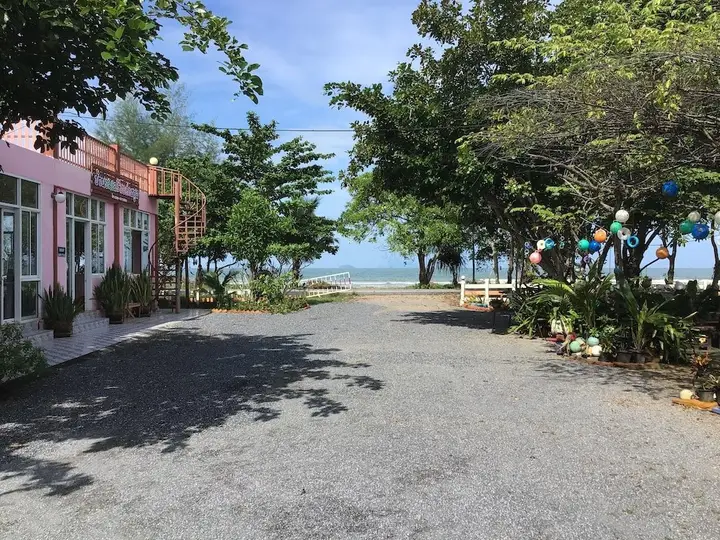 Ла-Нгу: Ban Chomlay Resort Satun