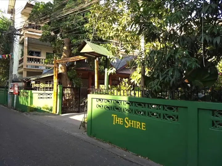 Чиангмай: The Shire