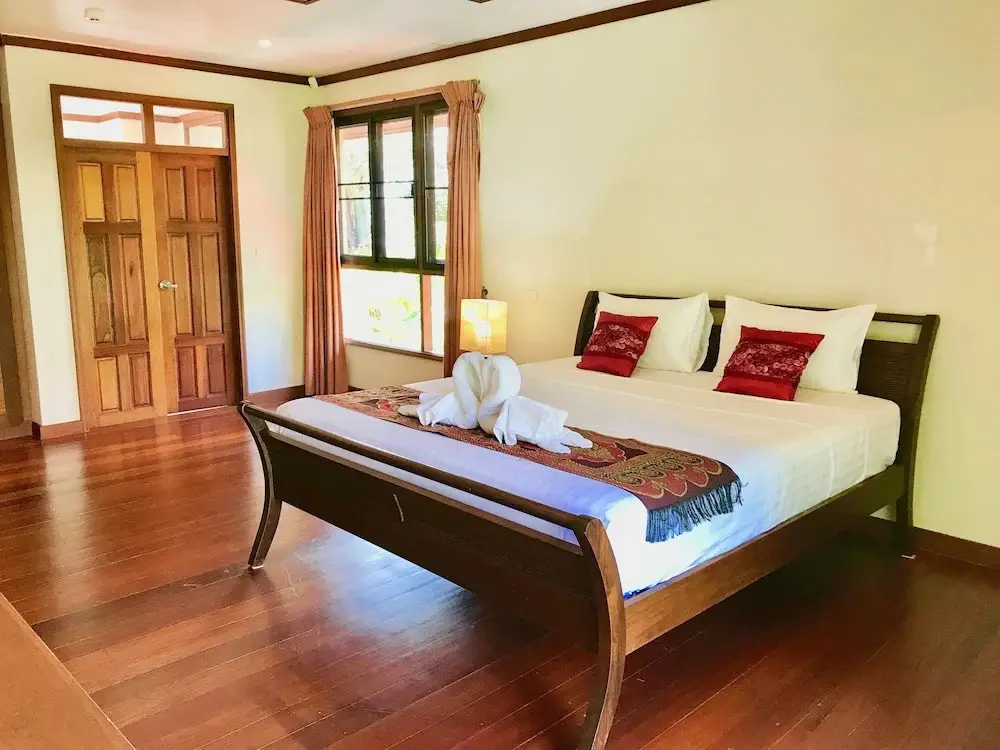 Самуи: 7 Bedroom Twin Villas on Beach Front Resort
