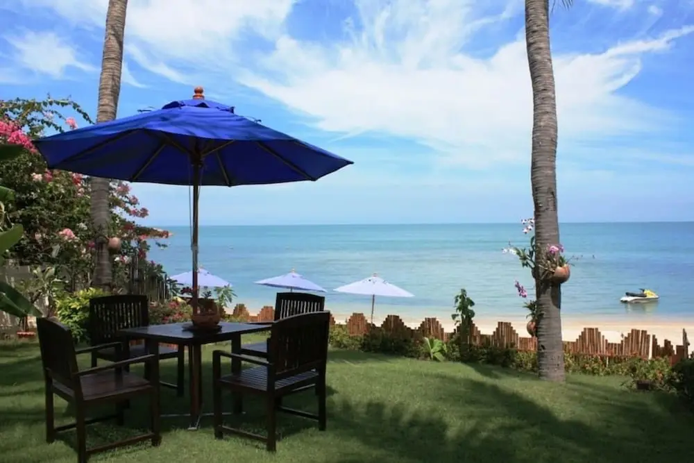Самуи: 5 Bedroom Beach Front Villa on Samrong Bay