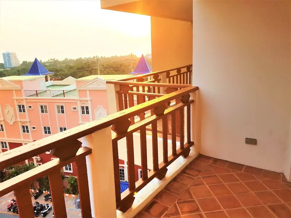 Паттайя: Spacious 2 Bedroom in Great Location Royal Hill Resort Pattaya