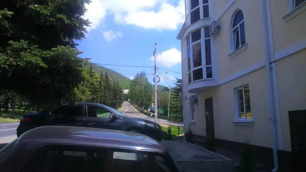Пятигорск: Меблированные комнаты на Пастухова 1