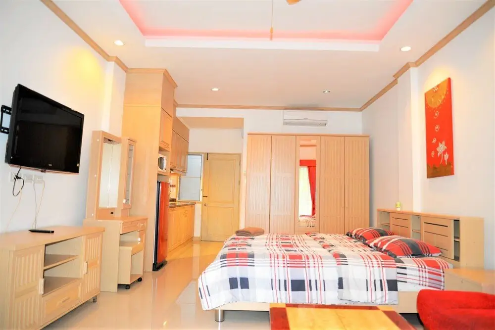 Паттайя: Baan Suan Lalana Te Ground Floor Studio Apartment Jomtien