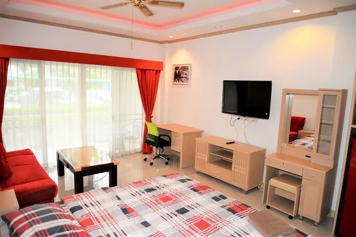 Паттайя: Baan Suan Lalana Te Ground Floor Studio Apartment Jomtien