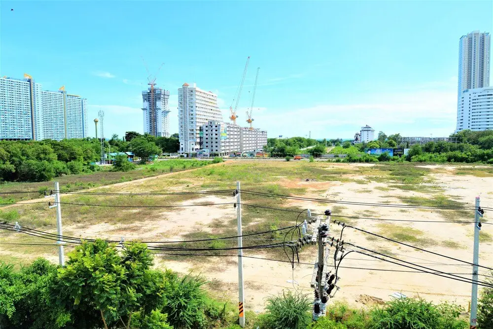 Паттайя: Baan Suan Lalana Te Pattaya