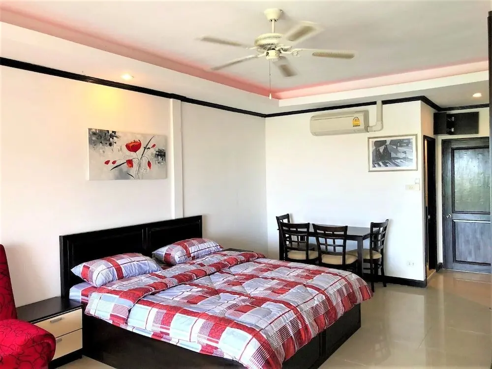 Паттайя: Peaceful Quiet Resort Close to Jomtien Beach