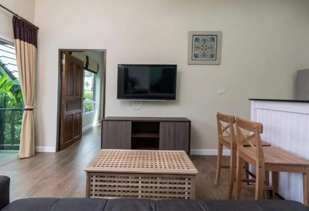 Муанг: Tanrak Villa
