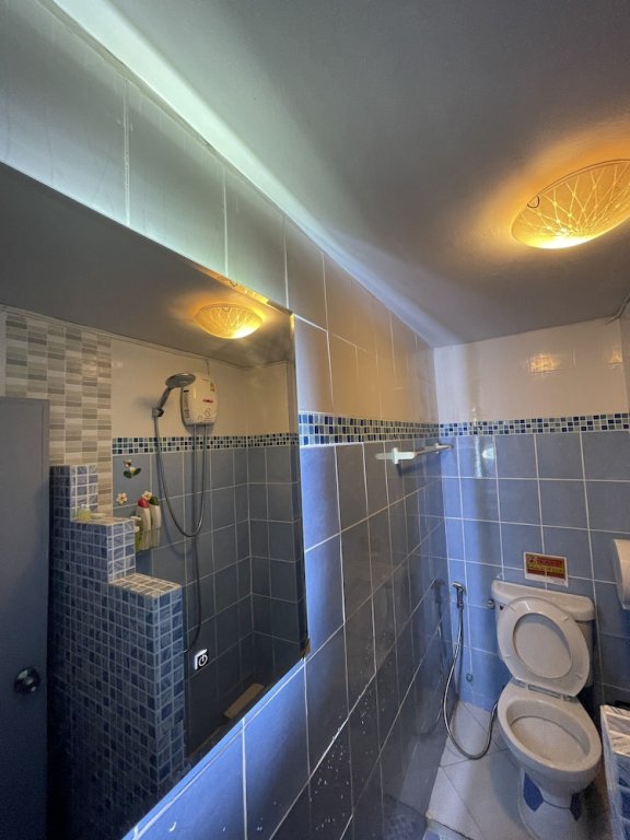 Бангкок: Acozyposhtel