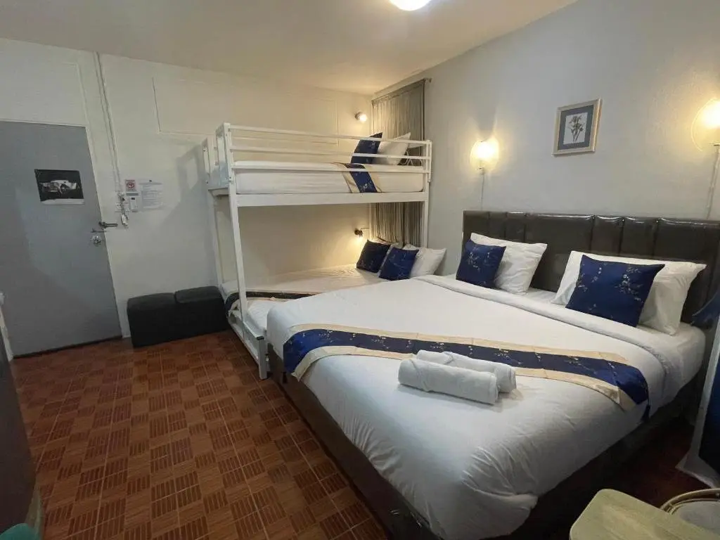 Бангкок: Acozyposhtel