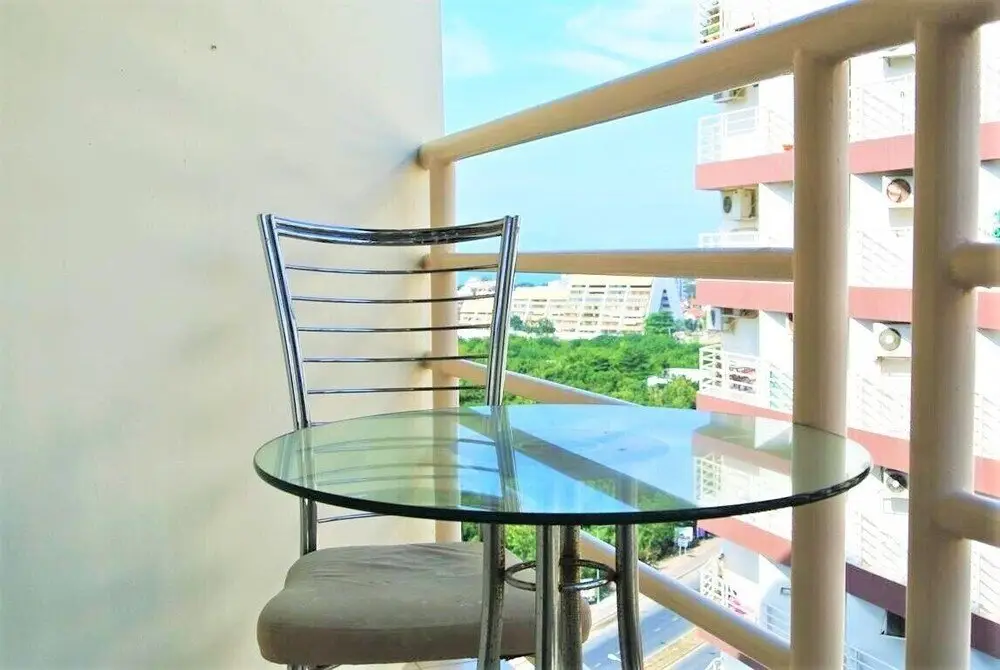 Паттайя: Sea View Studio Apartment Jomtien Beach Condo Pattaya