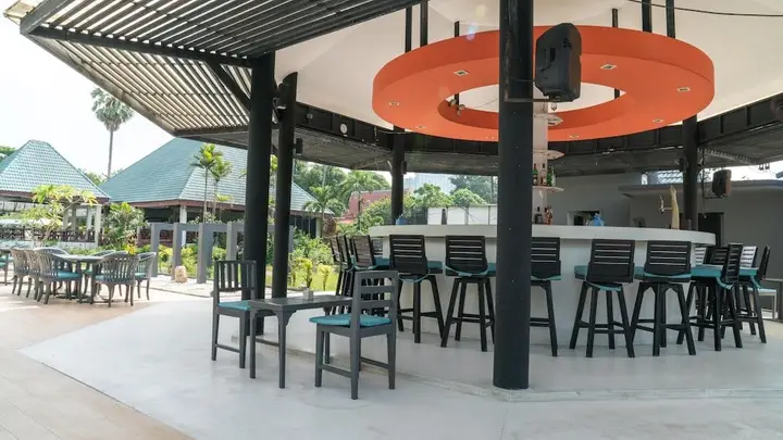 Паттайя: Beachfront Hotel, a high level of experience!