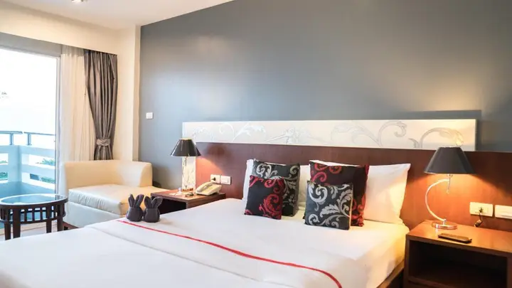 Паттайя: Beachfront Hotel, a high level of experience!