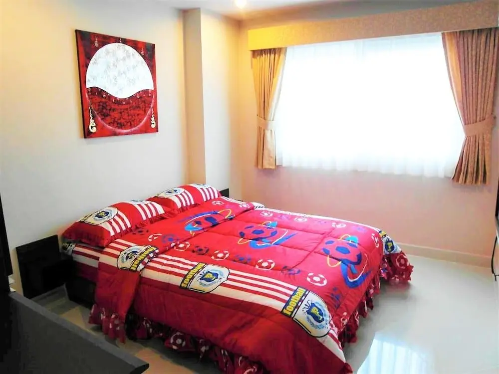 Паттайя: Park Lane Condominium Pattaya Free Shuttle bus to Beach