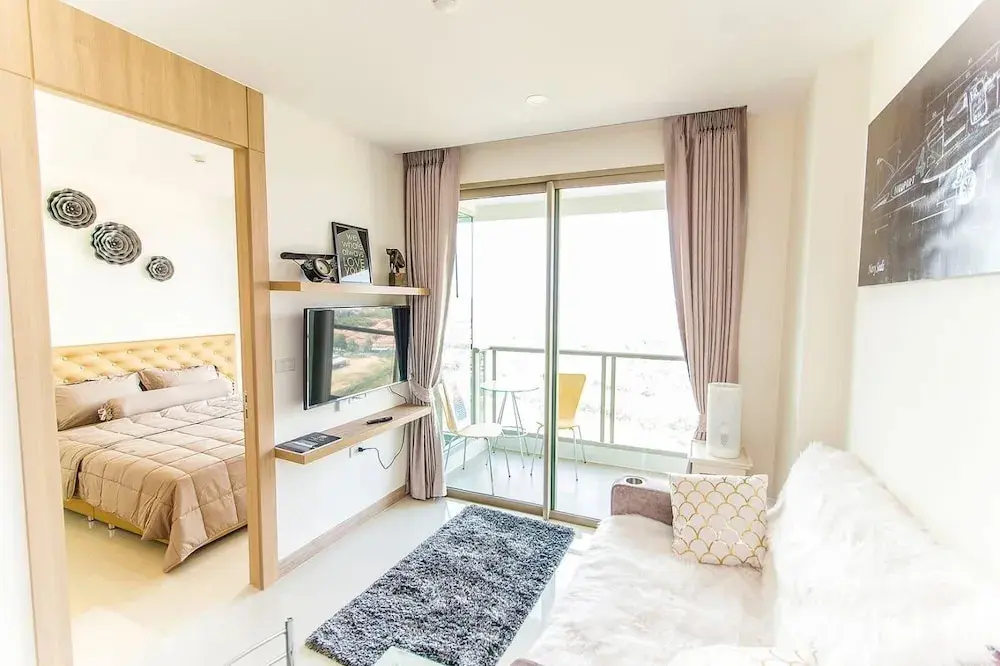 Паттайя: The Riviera Jomtien with View