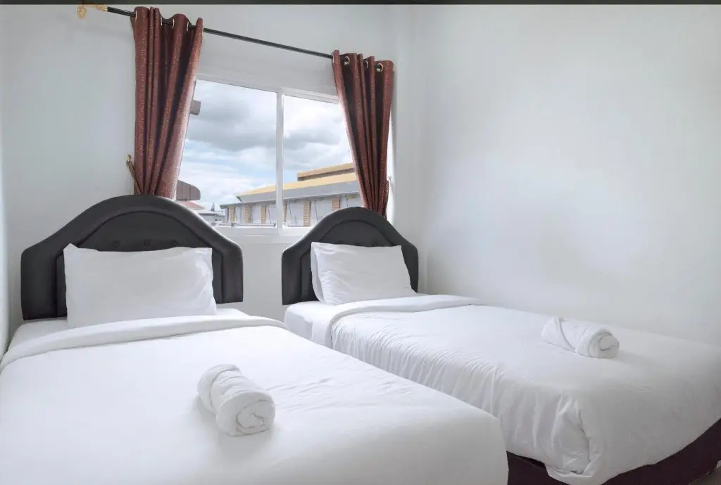 Пхаяу: Mee Hug Guesthouse (Opposite Phayao Provincial Transports Station)