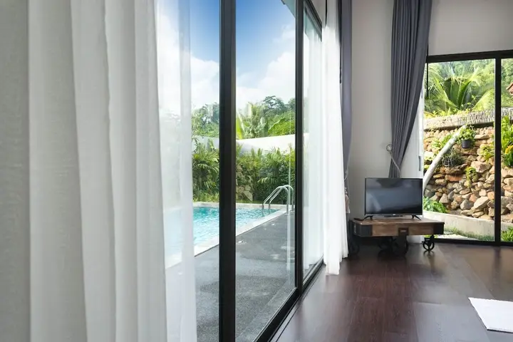 Кату: Luxurious 3 Bedroom Pool Villa CoCo