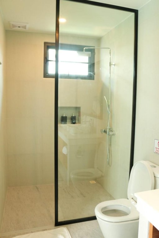 Тхаланг: Attractive 4-Bedroom Pool Villa in Cherngtalay