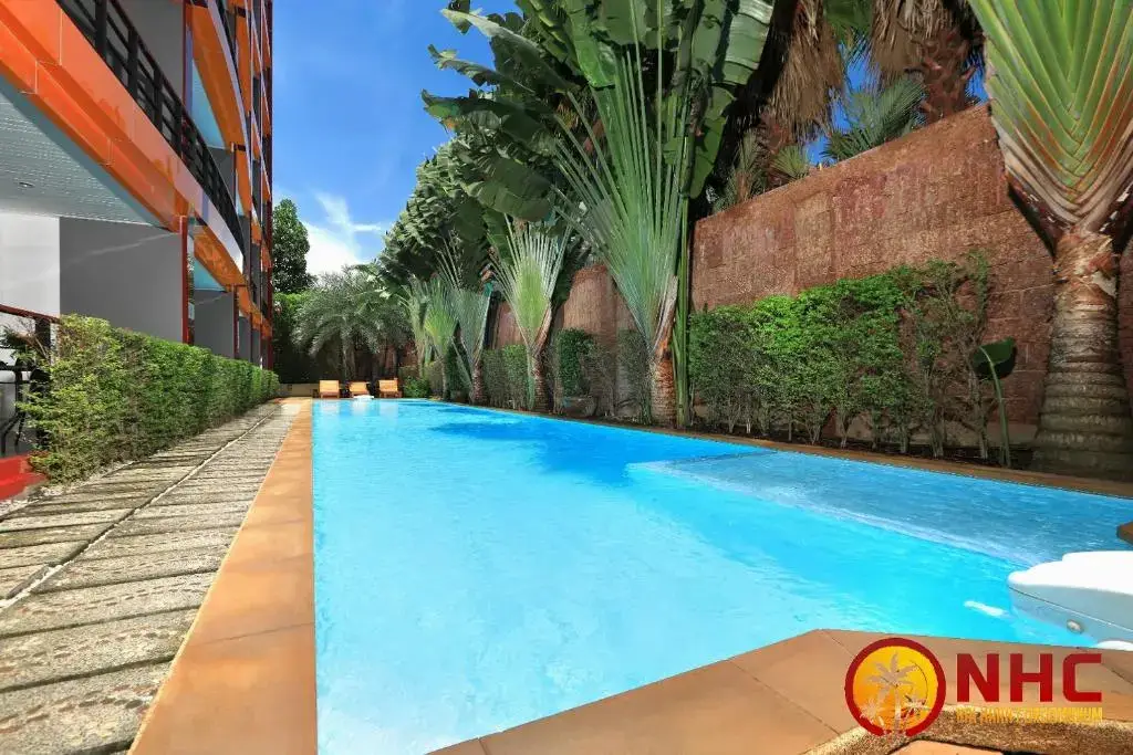 Муанг: Nai Harn Condominium