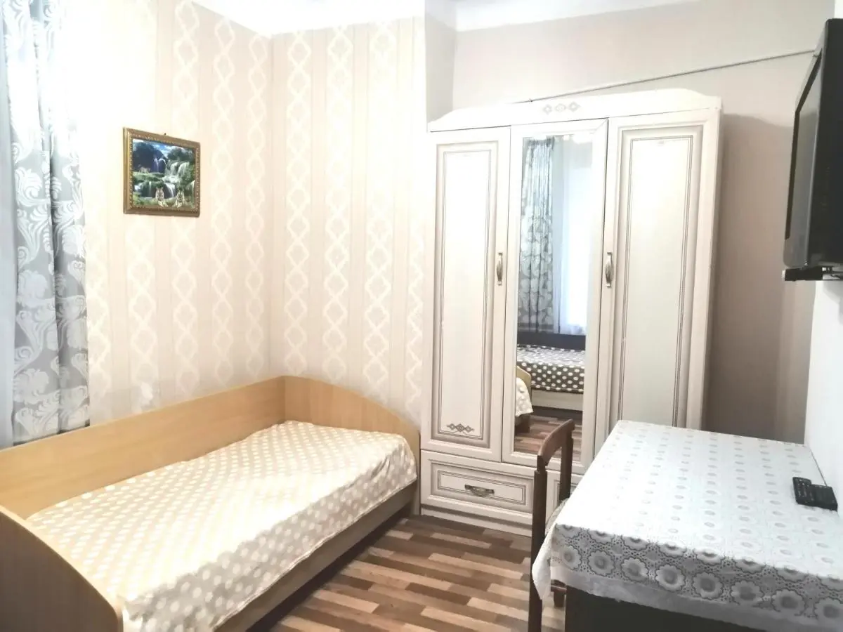 Кисловодск: Комнаты в парке на Пикетном