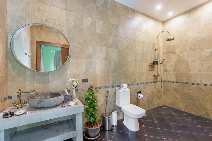 Самуи: Superb Family Hide-away Four Bedroom Garden Villa With Family Pool