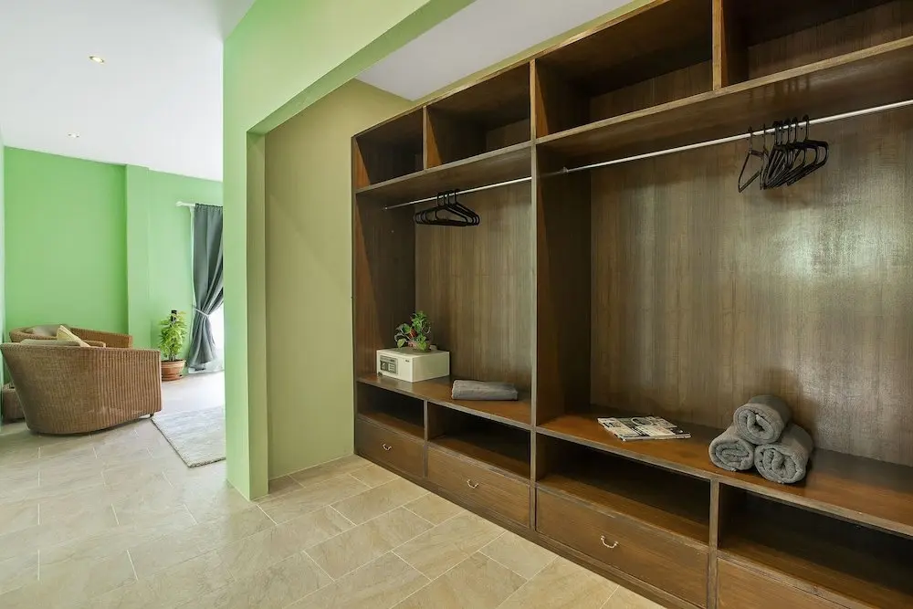 Самуи: Superb Family Hide-away Four Bedroom Garden Villa With Family Pool