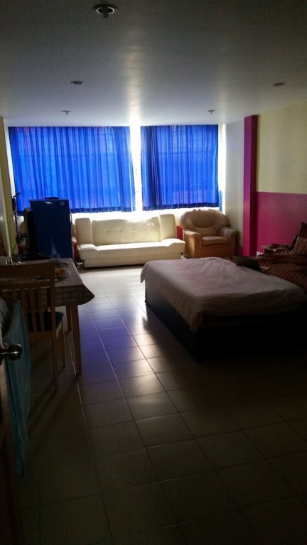 Паттайя: Roadside Guest House