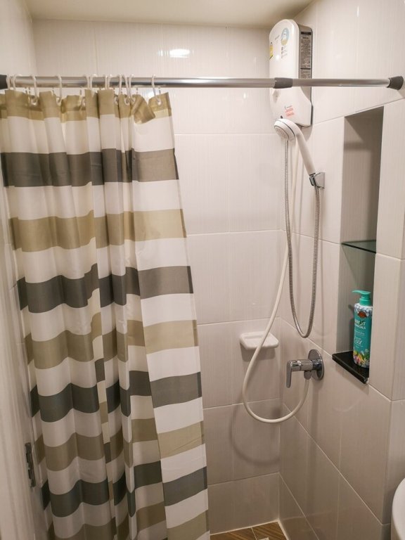 Бангкок: New Condo W Pool And Gym Near Fashion Island Mall