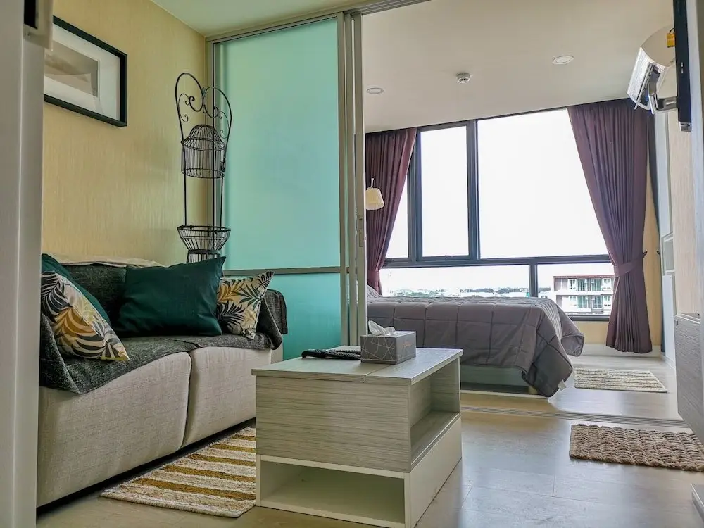 Бангкок: New Condo W Pool And Gym Near Fashion Island Mall