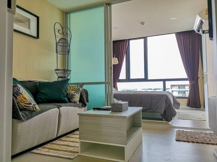 Бангкок: New Condo W Pool And Gym Near Fashion Island Mall