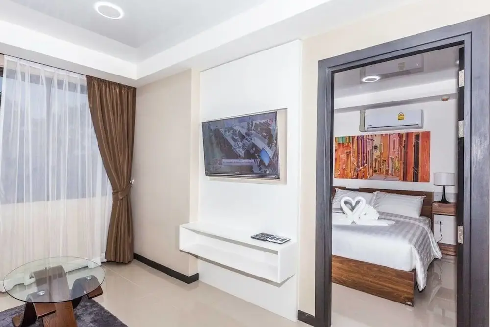 Тхаланг: Mai Khao Beach Condotel by Villacarte