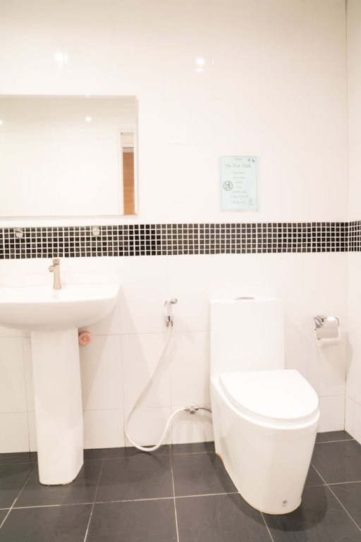 Бангкок: Where Convenience Meets the City