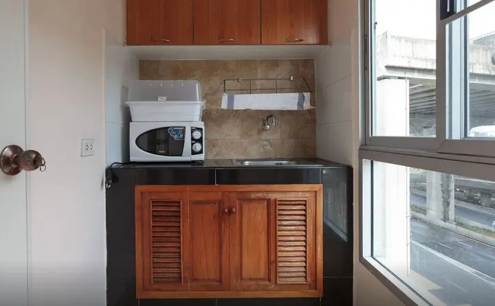 Бангкок: Comfy Room Near Bts Bangna, Free Wifi, Netflix, Pool, Gym