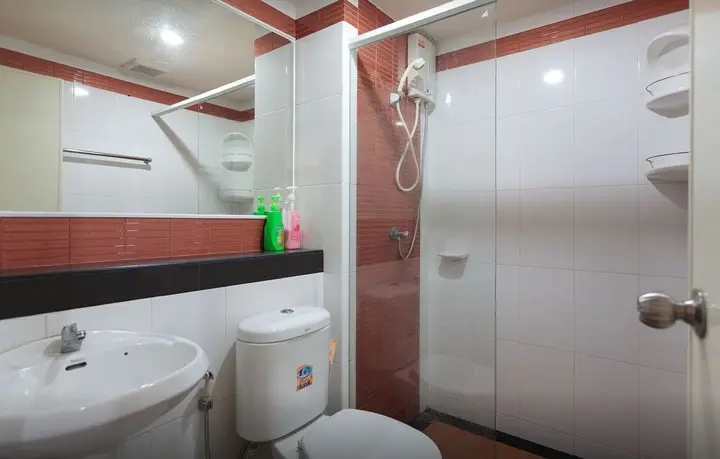 Бангкок: Comfy Room Near Bts Bangna, Free Wifi, Netflix, Pool, Gym