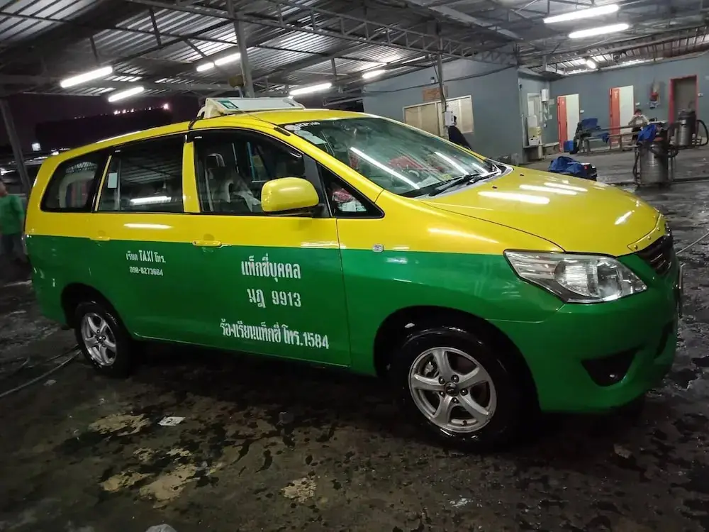 Паккрет: Room in Condo - Impact Thunder Dome Service Taxi