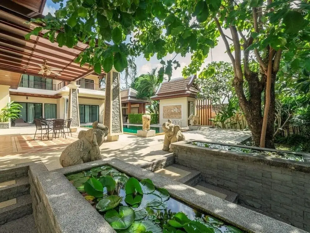 Муанг: Empylean Modern Thai Villa