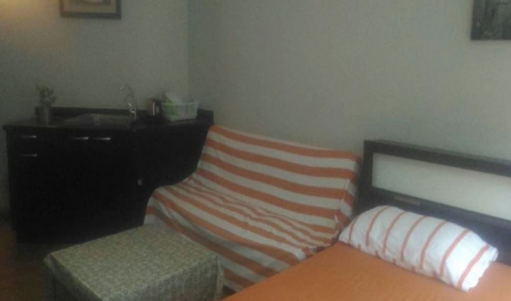 Паккрет: Asia Don Mueang Bangkok Condominium B&b