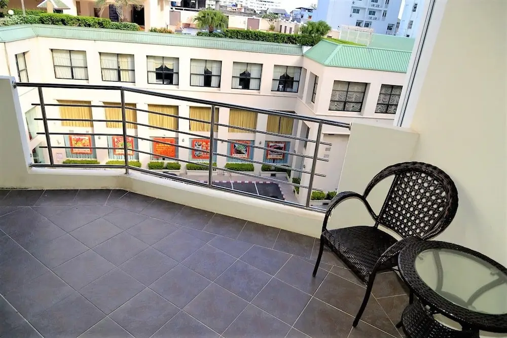Паттайя: Plaza Residence Jomtien Beach - Large Studio Condo