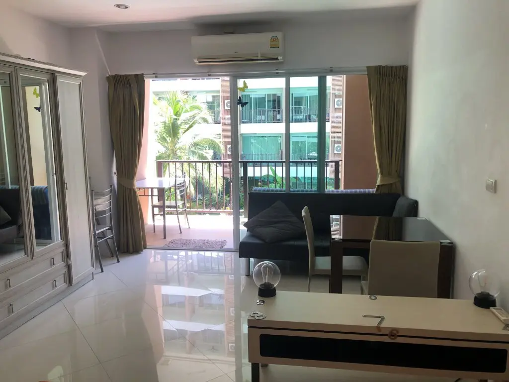 Паттайя: Апартаменты Diamond Condo Pattaya