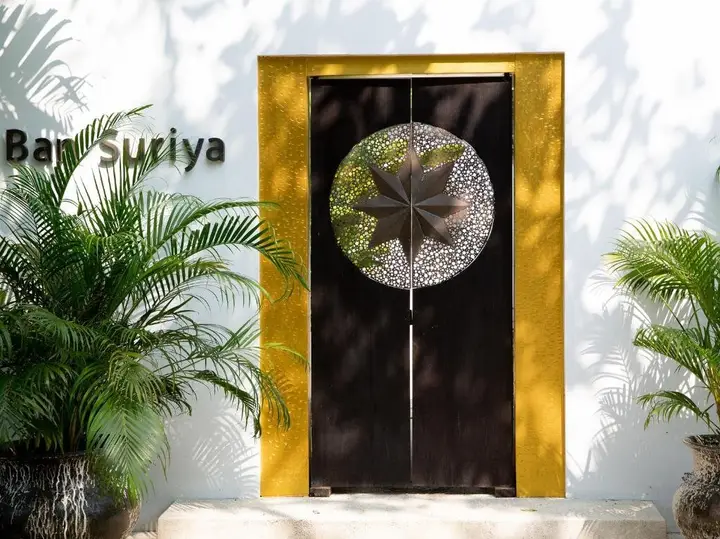Самуи: Ban Suriya