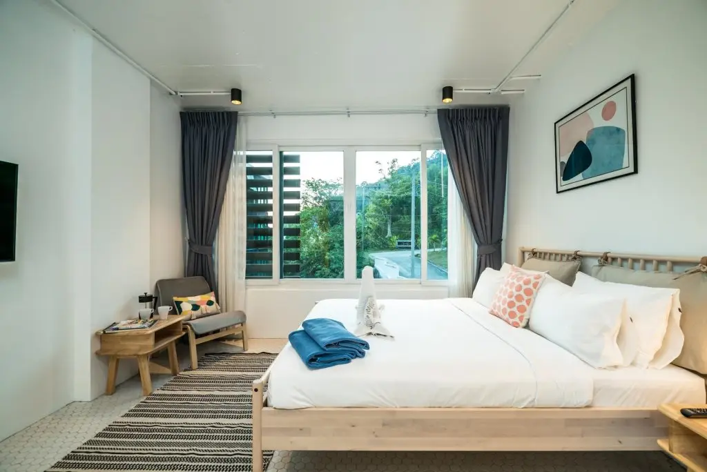 Кату: FULLY RENOVATED sea view apartment on Patong Bay