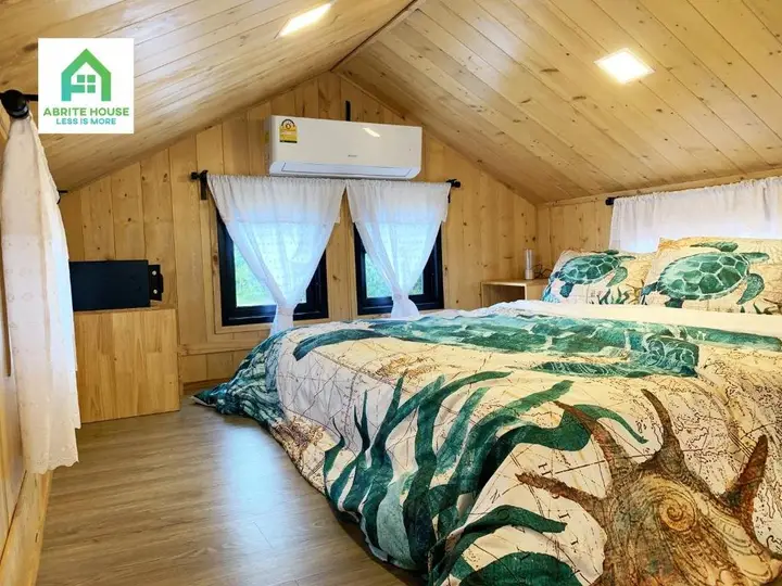 Ланта: Tiny House on Koh Lanta Only 2 Minutes Walk to the Beach
