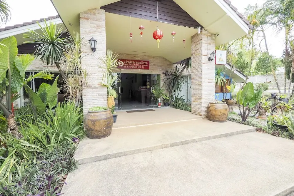 Чианграй: 920 Saensukkho Hotel And Resorts