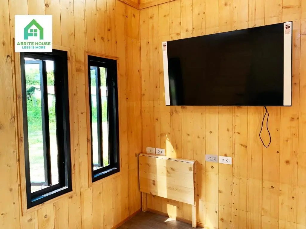 Ланта: 2 Tiny Houses on Koh Lanta Only 2 Minutes Walk to the Beach