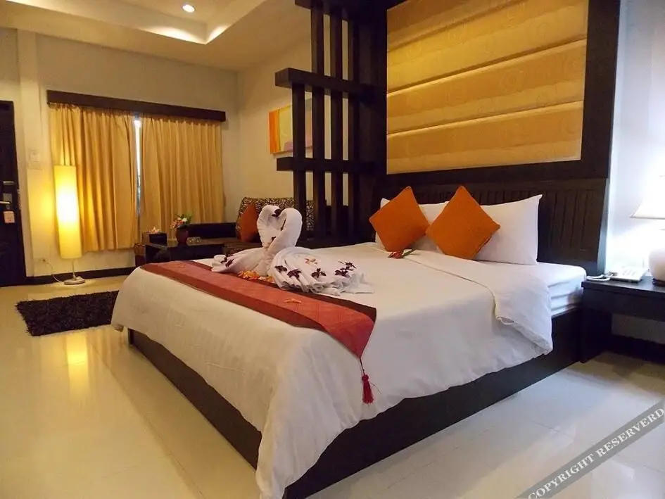 Тха Тум: Phanhin 304 (R2)
