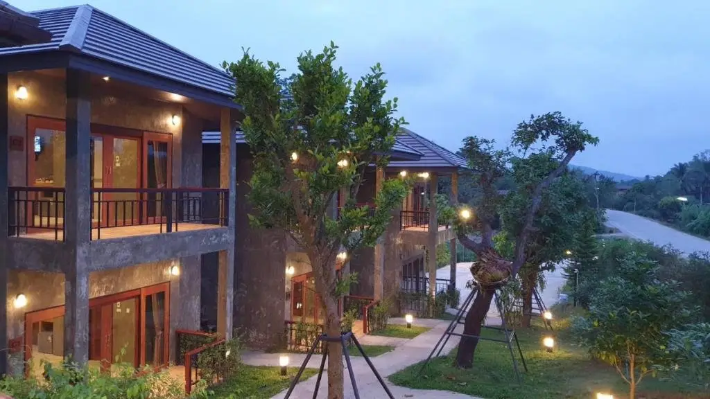 Чианг-Хан: Chiang Klong Riverside Resort