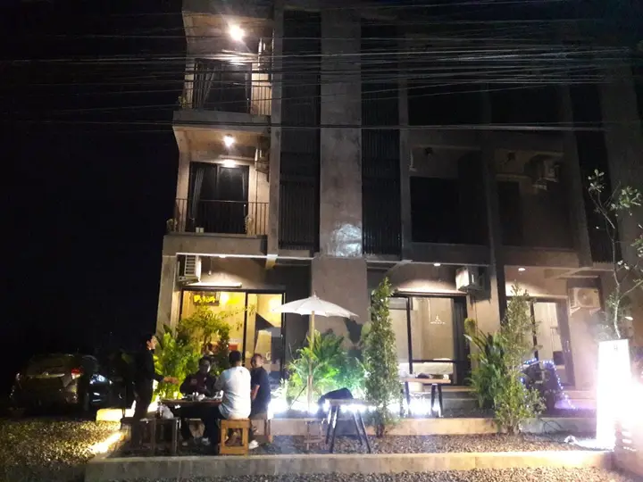 Маха Сарахам: P's Loft Hostel