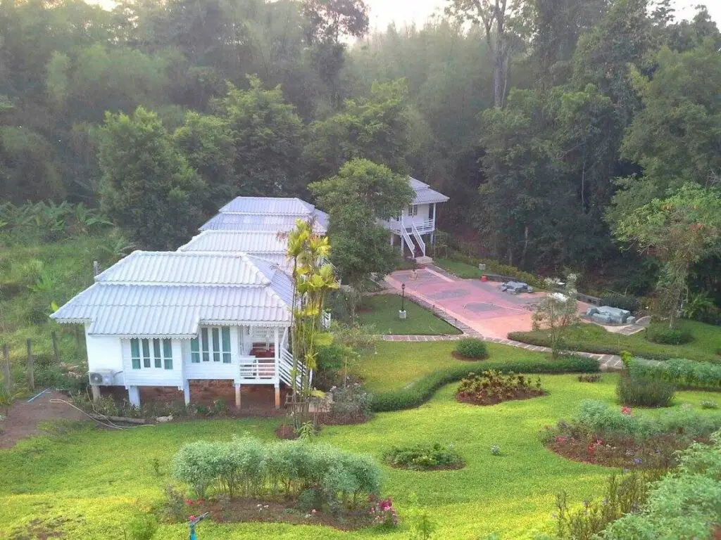 Кхэм Сон: Khaokor Whitehome Resort